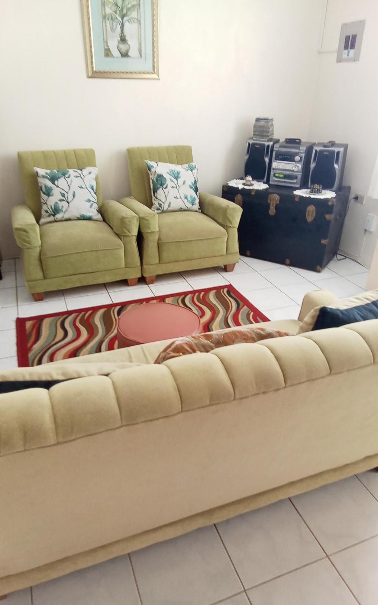 Cozy & Comfy Apartment พอร์ทมอร์ ภายนอก รูปภาพ