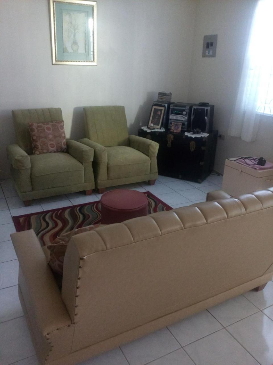 Cozy & Comfy Apartment พอร์ทมอร์ ภายนอก รูปภาพ